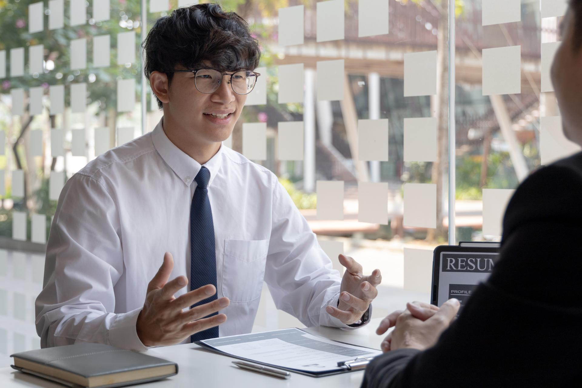 8. Interview Tips for Freshers: How to Prepare for Your First Job